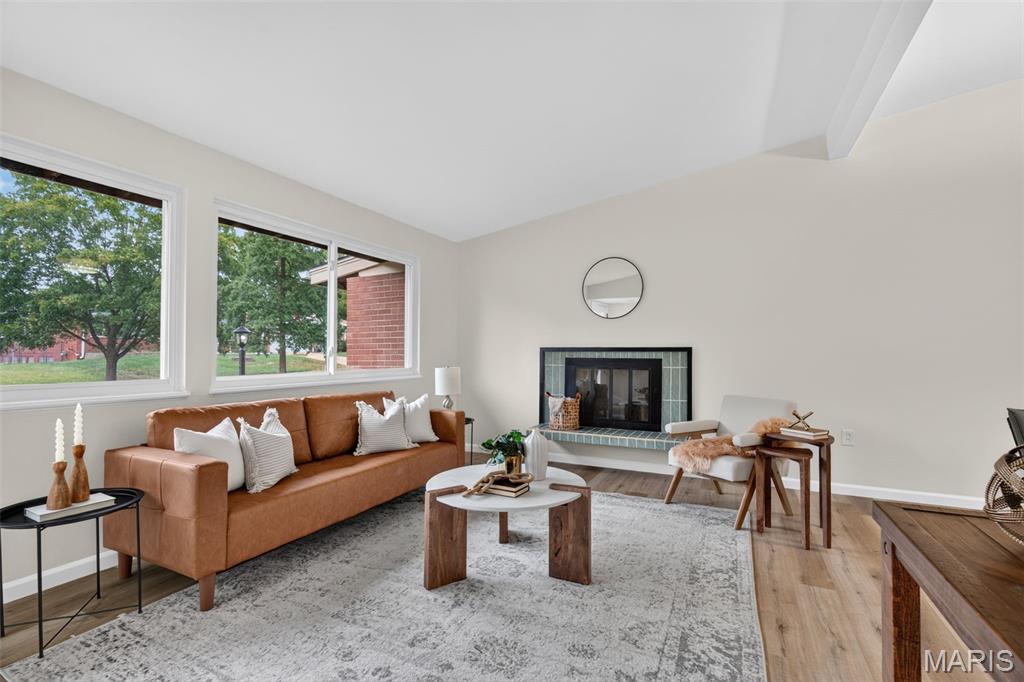 1600 Gallant Fox Drive