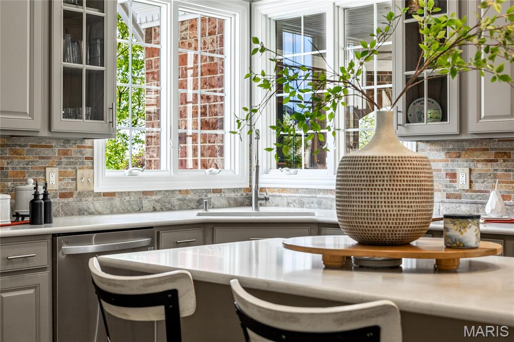 Boxwood Manor - Residential