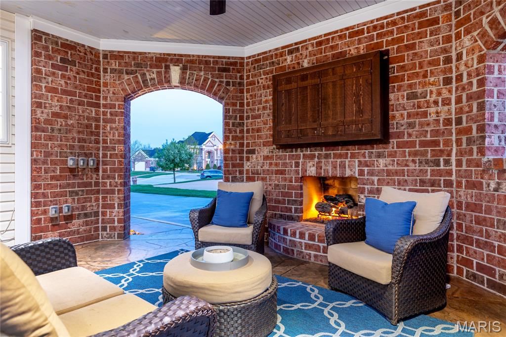 Boxwood Manor - Residential