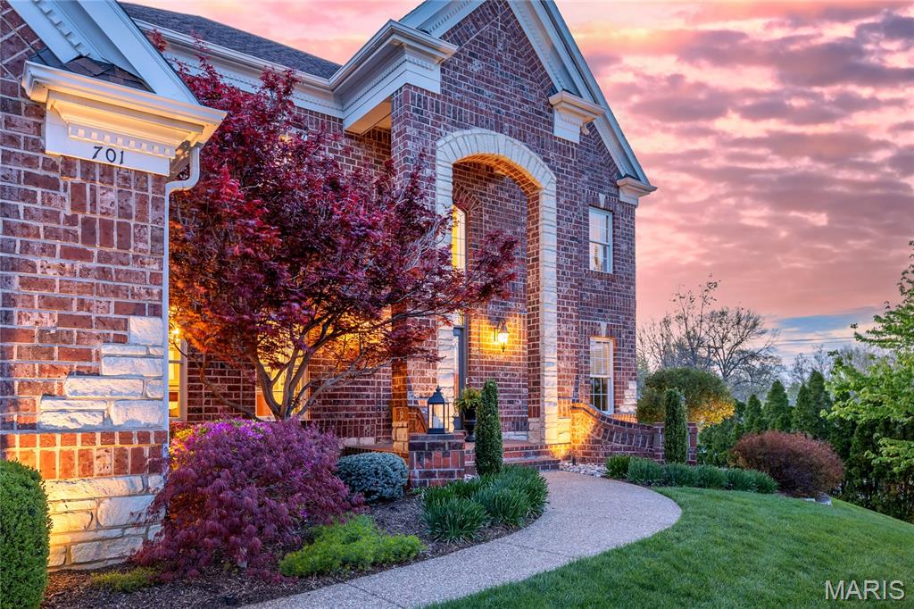 Boxwood Manor - Residential