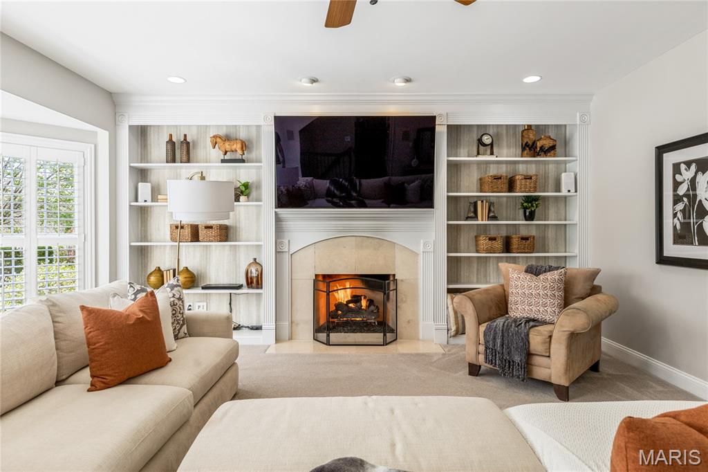 Boxwood Manor - Residential