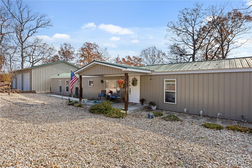 Photo of 186 Highlands Avenue, Camdenton, MO 65020 (MLS # 26022321)