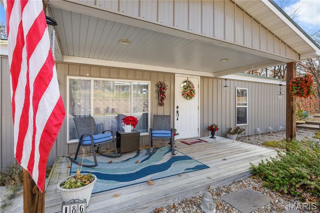 Photo of 186 Highlands Avenue, Camdenton, MO 65020 (MLS # 26022321)