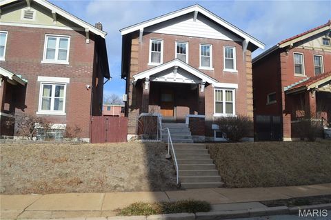 3949 Flad Avenue St Louis MO 63110