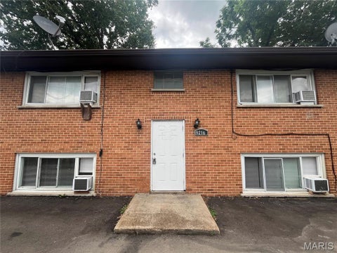 Photo of 9216 Central Drive, St Louis, MO 63114 (MLS # 26058871)