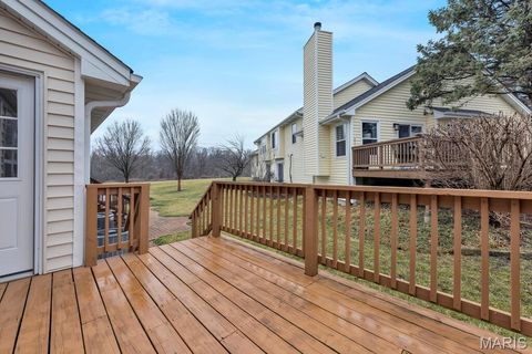 Tiny photo for 2001 King Arthur Court, St Louis, MO 63146 (MLS # 26012371)