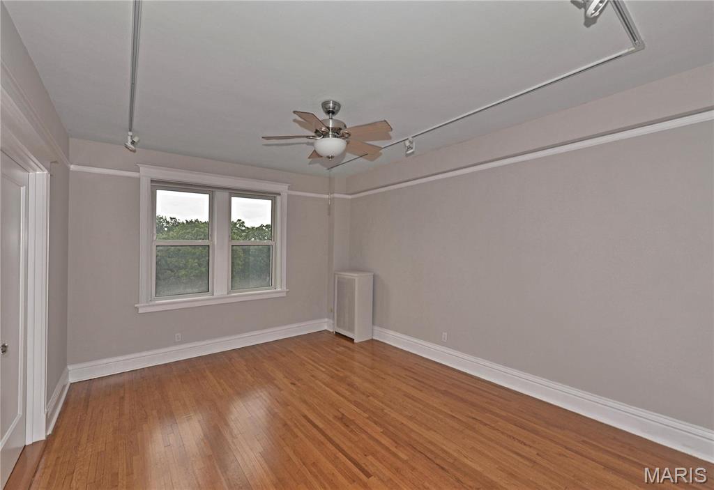 Wiltshire Condo - Residential