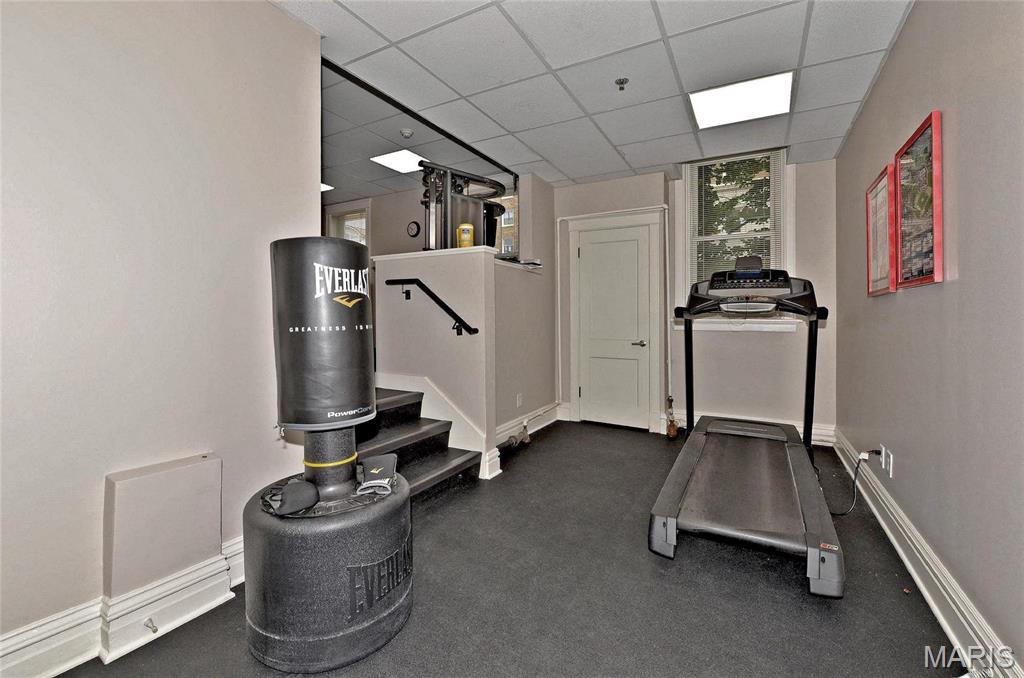 Wiltshire Condo - Residential