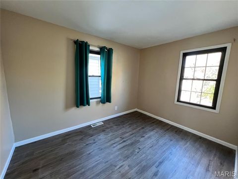 Tiny photo for 2390 Teakwood Manor Drive, Florissant, MO 63031 (MLS # 26018644)