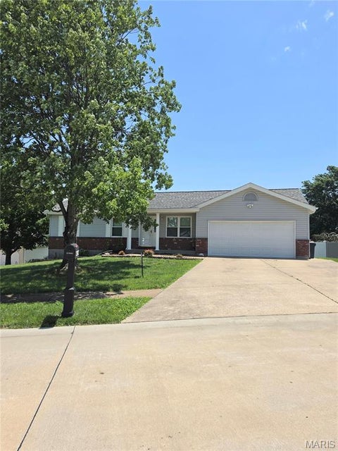 Photo of 3532 Saint Francis Drive, Arnold, MO 63010 (MLS # 26038710)