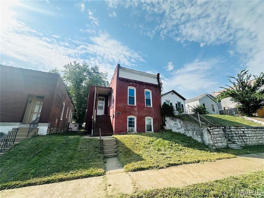 Investor special. Tenant already in ready to collect rent monthly. Home has been moderately renovated in the last 2 years. Detached 1 car garage in the rear of the building.