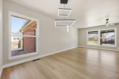 Tiny photo for 3025 Chadwick Drive, Florissant, MO 63033 (MLS # 26019092)