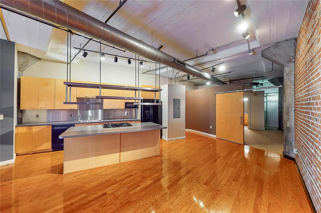 1619 Washington Avenue Unit 705