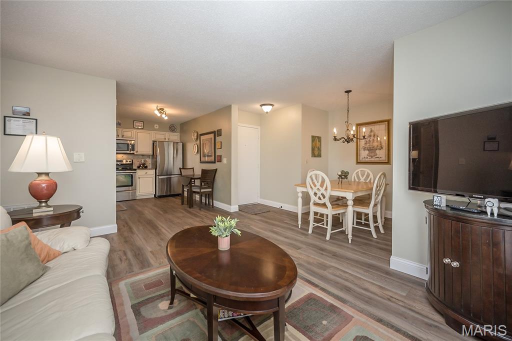 Country Stone Manor Condo 1 - Residential