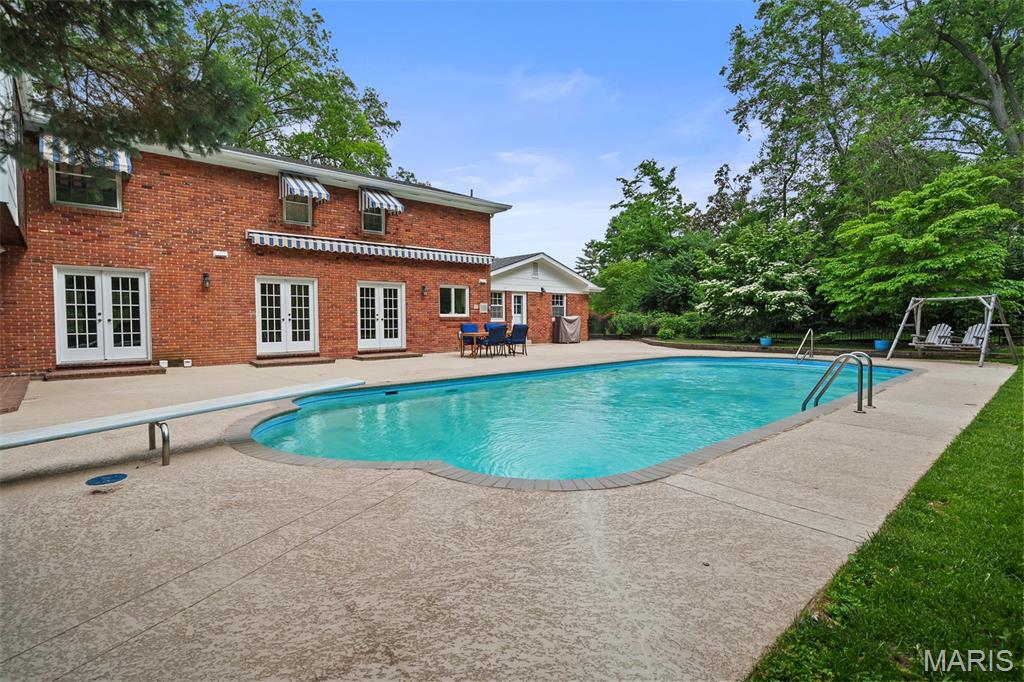 Chateau Estates - Residential