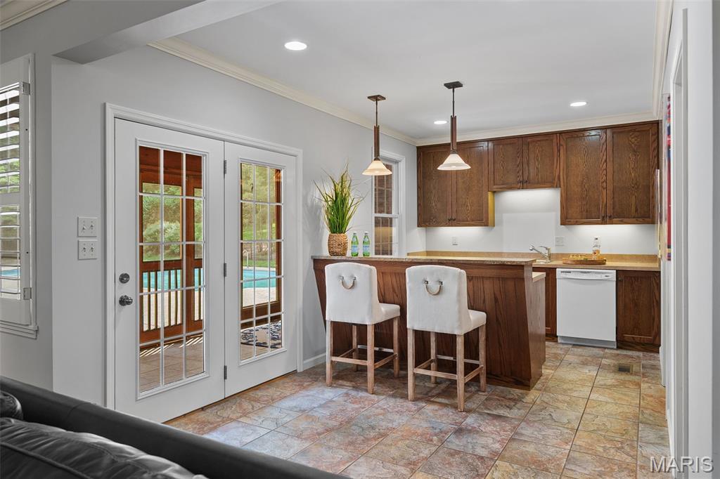 Chateau Estates - Residential