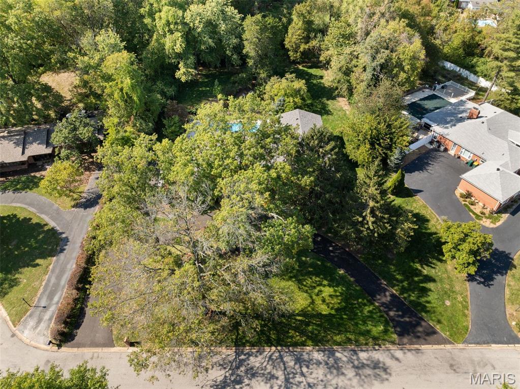 Chateau Estates - Residential