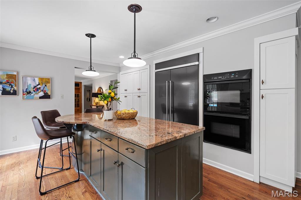 Chateau Estates - Residential