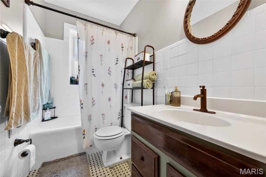 Holly Hills - Residential