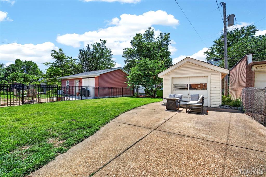 Holly Hills - Residential
