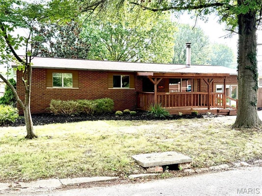 4821 WICK MOR DR, ALTON, IL 62002 - Image aded62b5c25f7fde4e0878da1d5cea69/1133525652