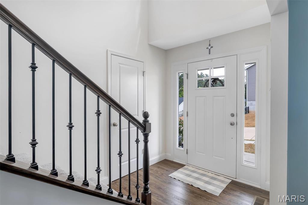 3033 Sierra View Court