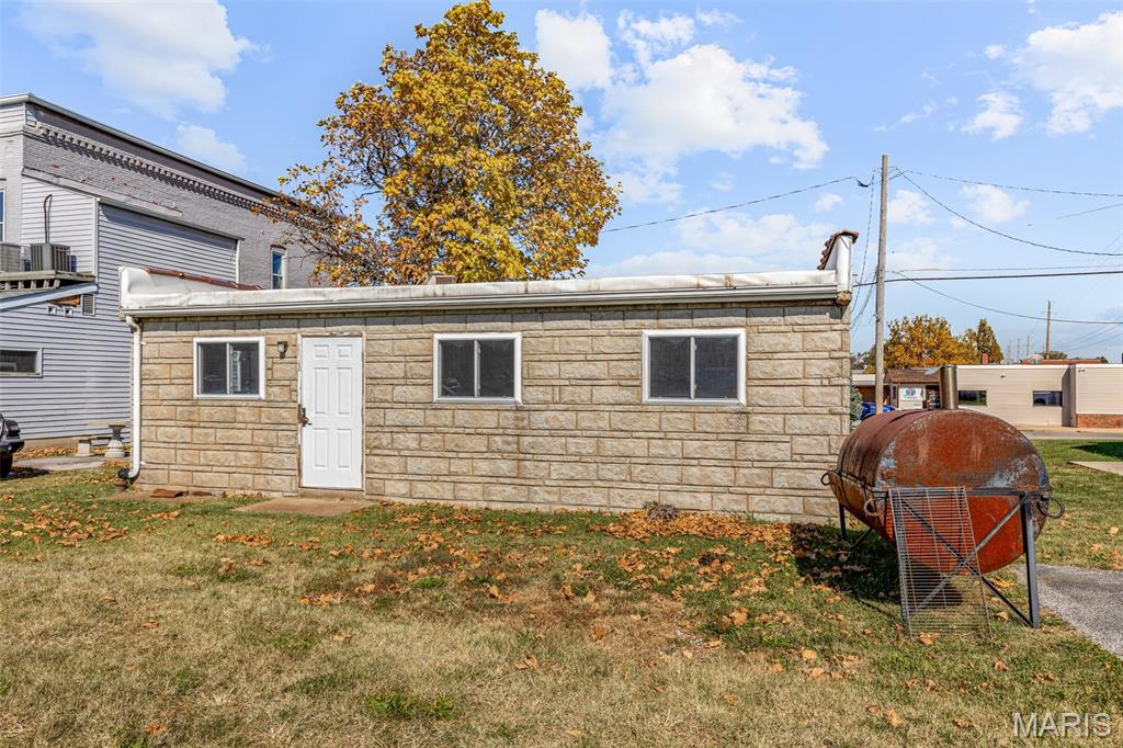 Town Hillsboro - Commercial Lease