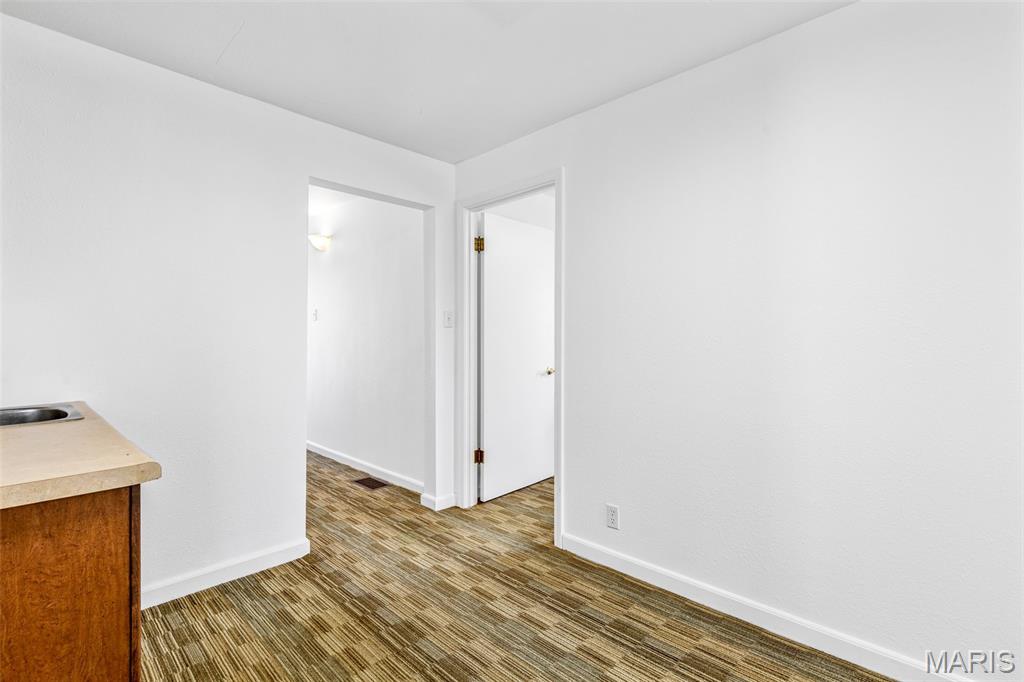 Town Hillsboro - Commercial Lease