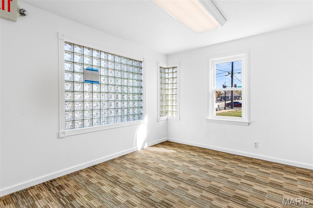 Town Hillsboro - Commercial Lease