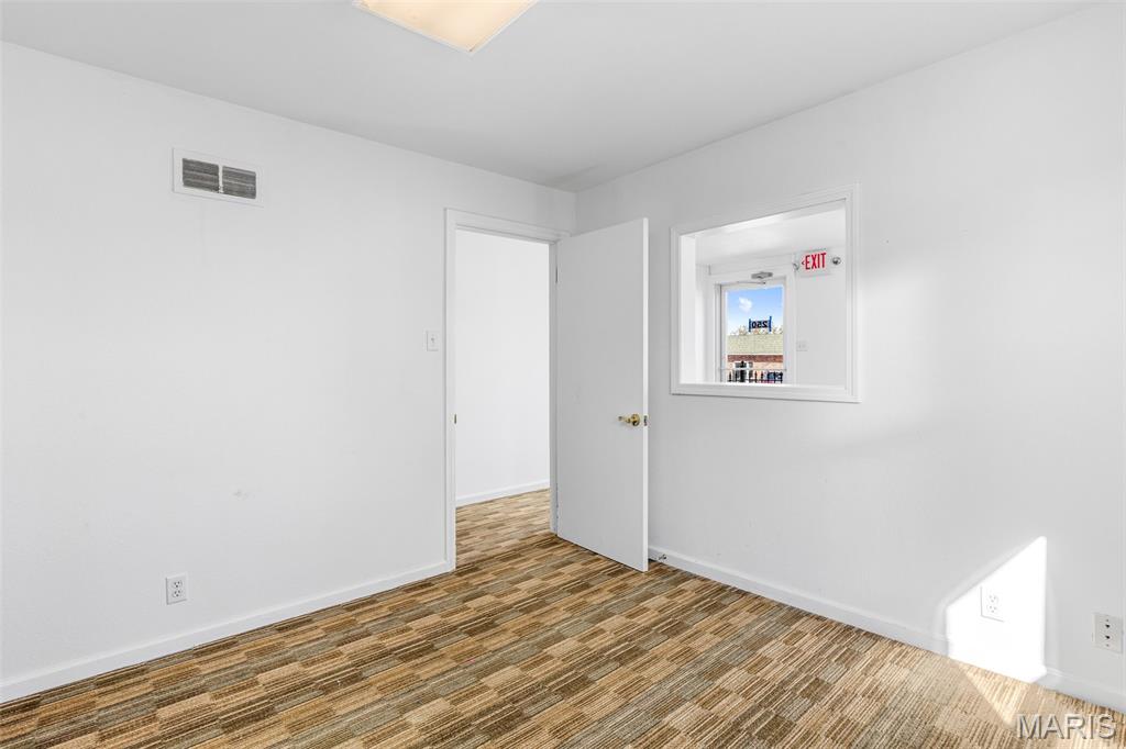 Town Hillsboro - Commercial Lease