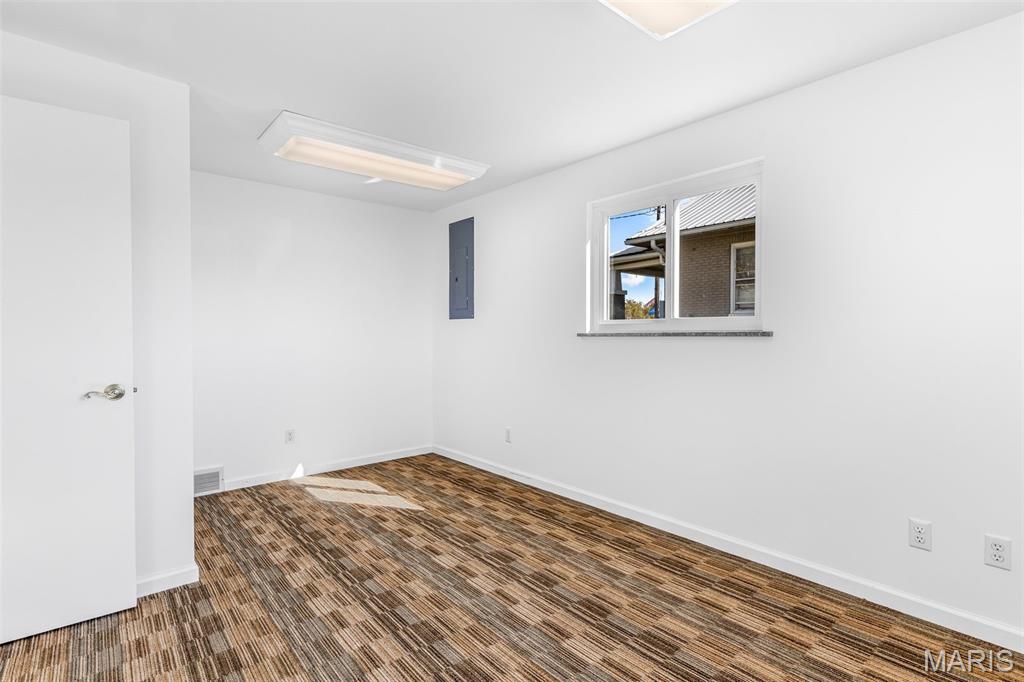 Town Hillsboro - Commercial Lease