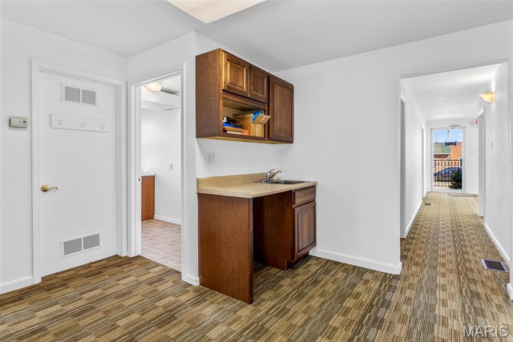 Town Hillsboro - Commercial Lease