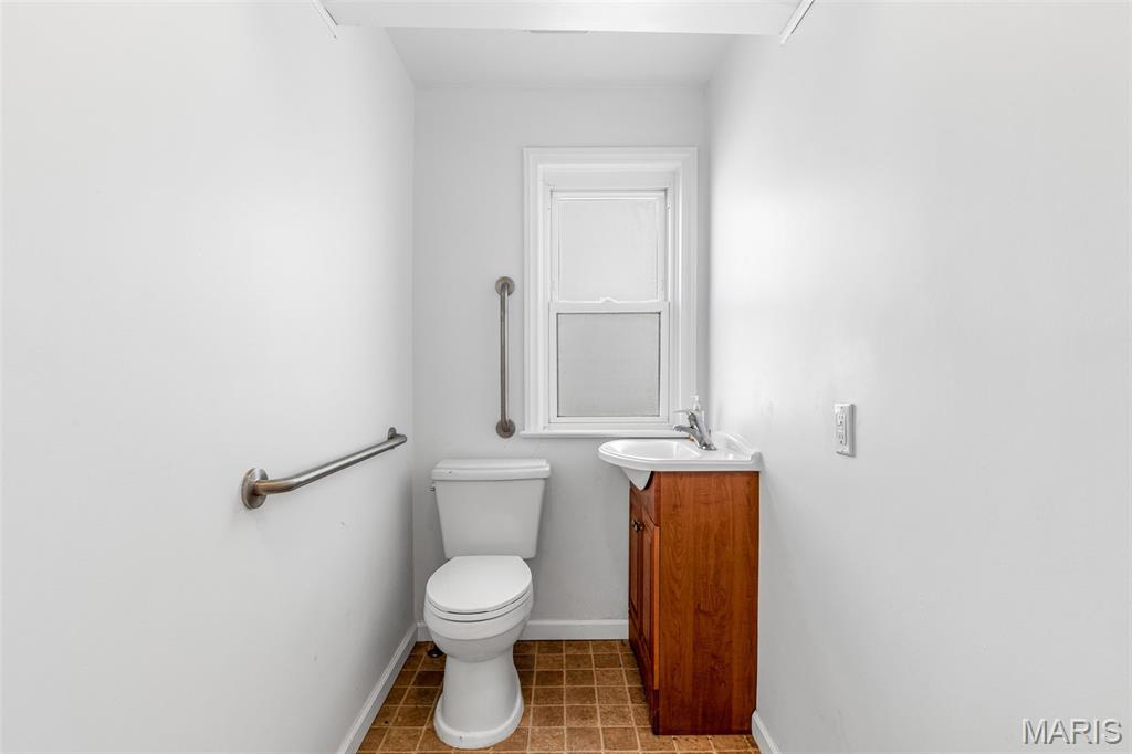 Town Hillsboro - Commercial Lease