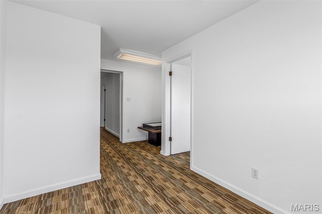 Town Hillsboro - Commercial Lease