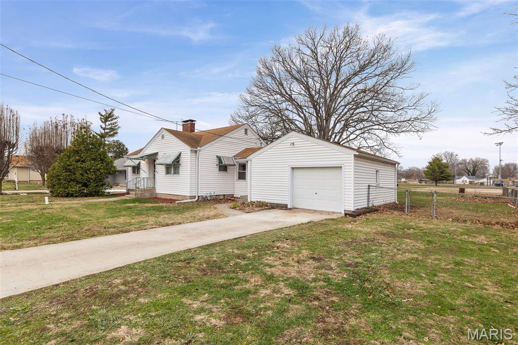 611 Montgomery Street