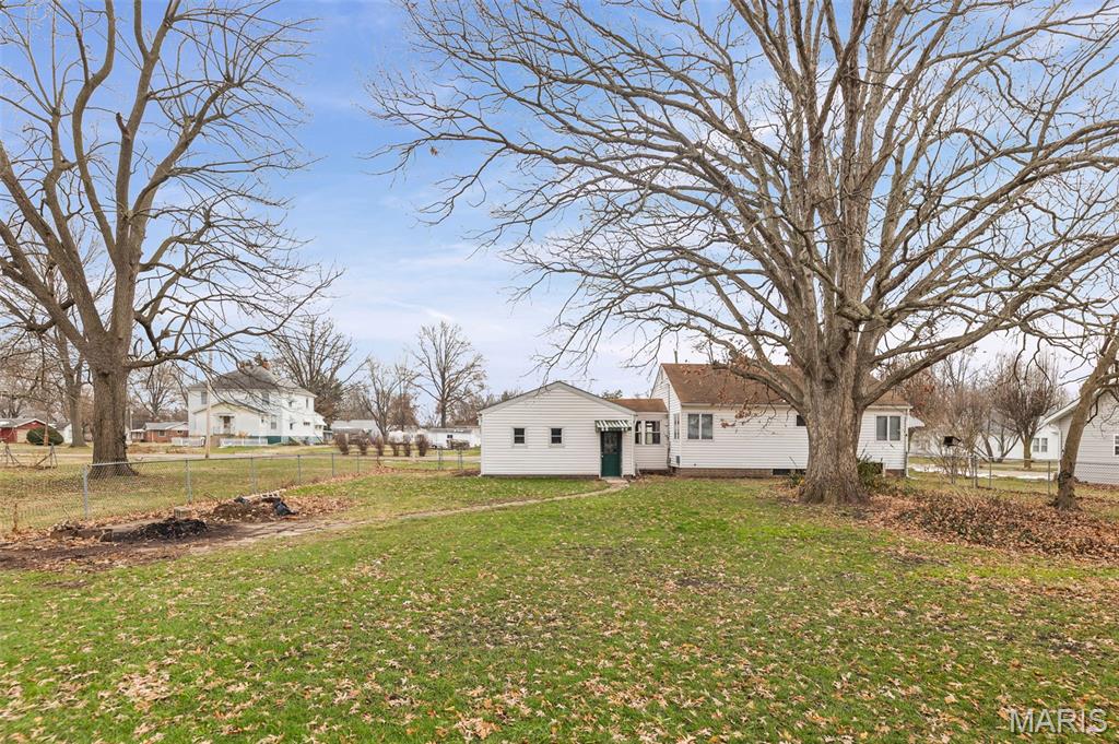 611 Montgomery Street