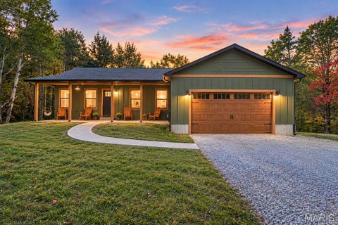 Photo of 382 Woodsorrel Drive, Hillsboro, MO 63050 (MLS # 26068906)
