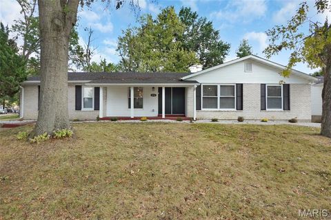 2930 Heatherton Drive Florissant MO 63033