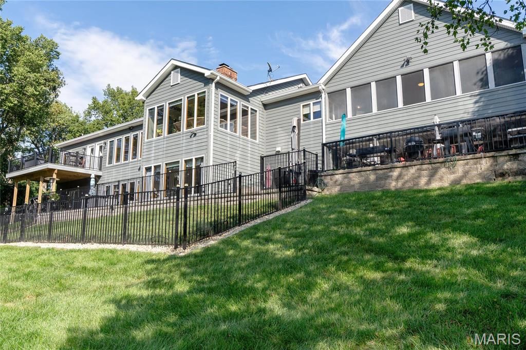 Photo of 287 Larimore Valley Drive, Wildwood, MO 63005 (MLS # 26020148)