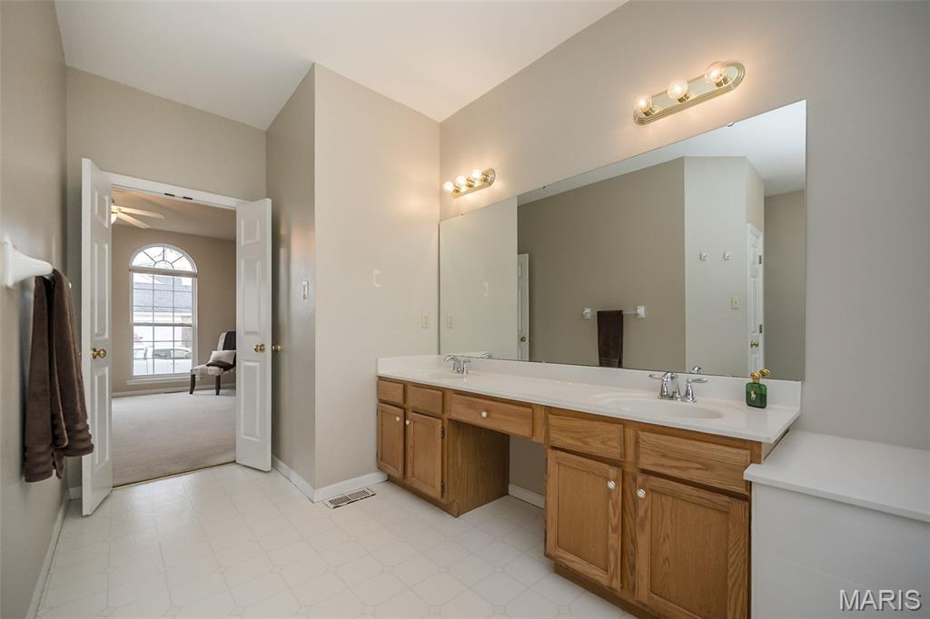 Landings at Lake Chesterfield - Residential