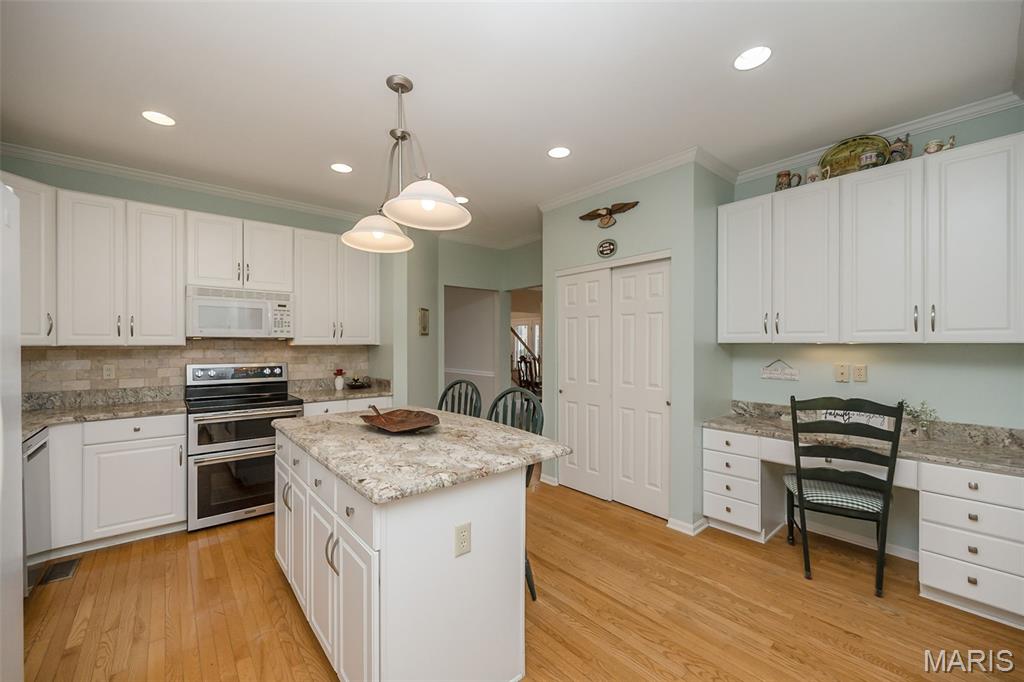 Landings at Lake Chesterfield - Residential