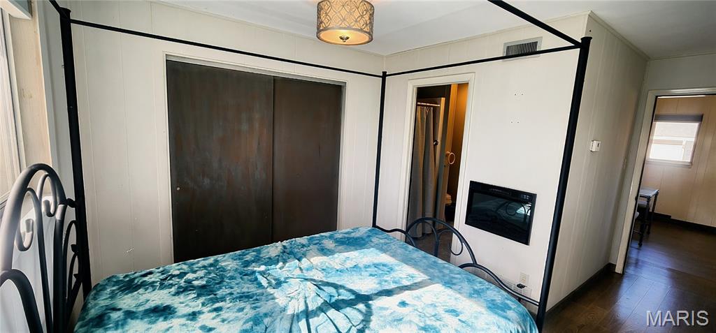 Maxwells 05 - Residential