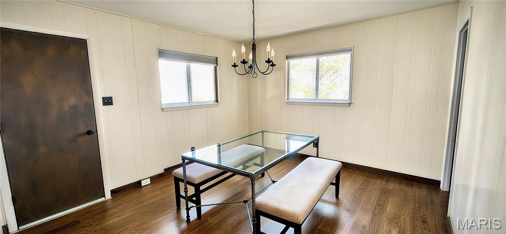 Maxwells 05 - Residential