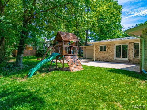 Tiny photo for 341 Elmcrest Drive, Ballwin, MO 63011 (MLS # 26037586)