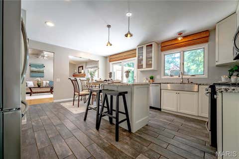 Tiny photo for 341 Elmcrest Drive, Ballwin, MO 63011 (MLS # 26037586)