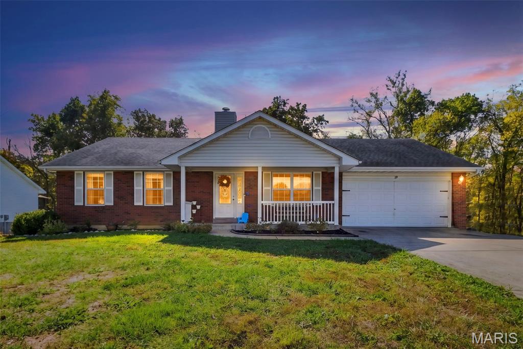 39 Scarlet Oak Court