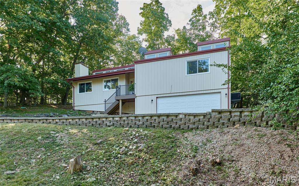1015 Lancaster Way