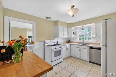 Tiny photo for 9403 Tilles Drive, Brentwood, MO 63144 (MLS # 26014999)