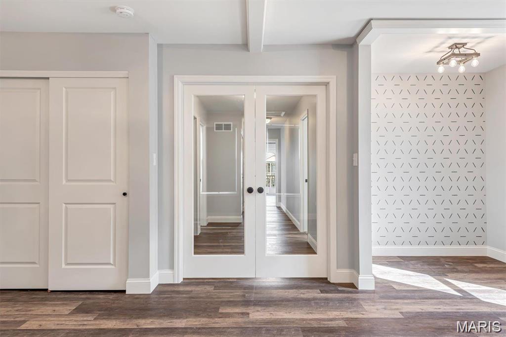 New Town At St Chas Gateway Dist #1 - Residential Lease