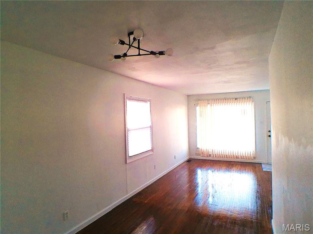 Glasgow Village Unit 3 - Residential